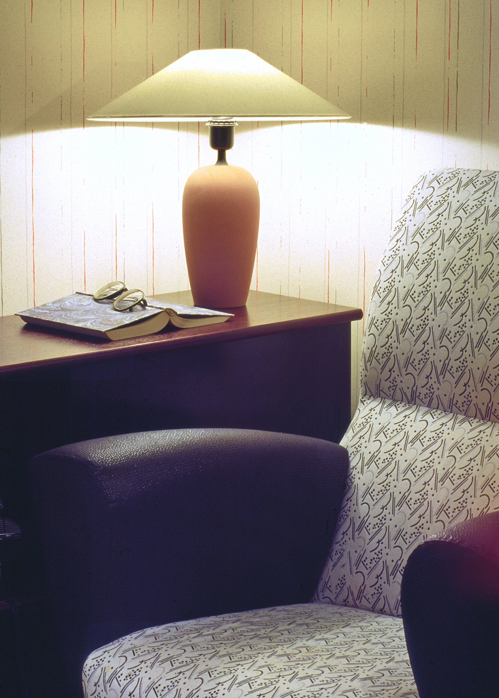 11 Cosy Reading Nook Ideas for Small Spaces You Can Build This Weekend